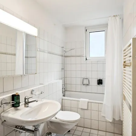 Apartamento Spacious In The Heart Of Zltwg68
