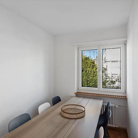 Apartamento Spacious In The Heart Of Zltwg68 *