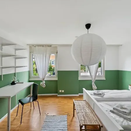 Spacious In The Heart Of Zltwg68 Apartment