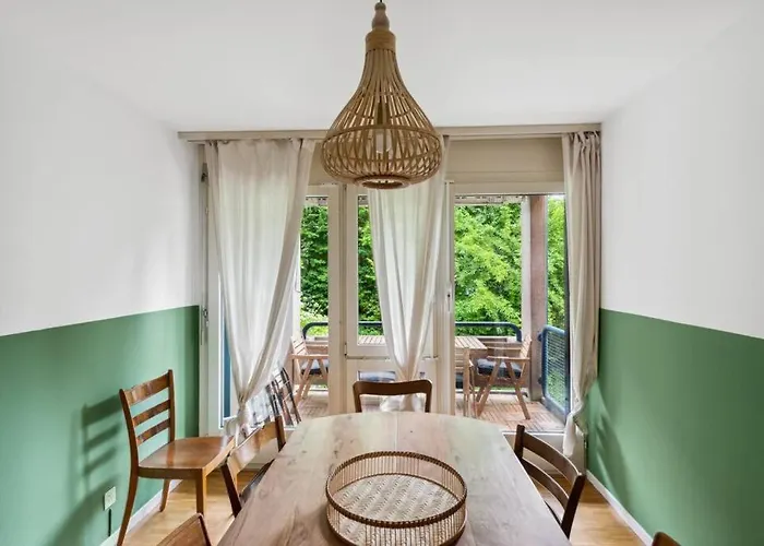 아파트 Spacious In The Heart Of Zltwg68